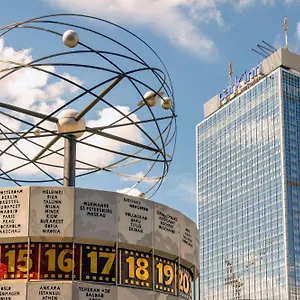 Park By Radisson Alexanderplatz מלון
