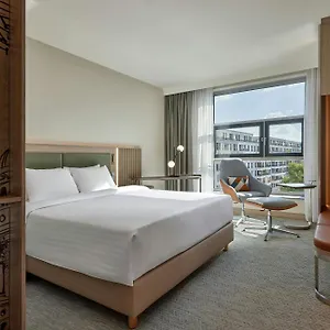 Courtyard By Marriott Center Berlin