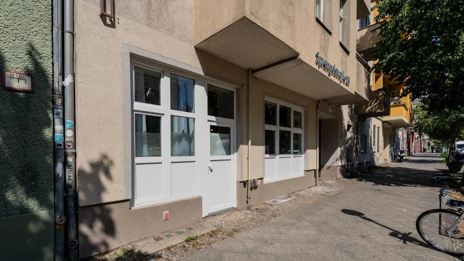 Spacious, Central 3 Room Flat With Gym & Play Area Berlin 0*,
