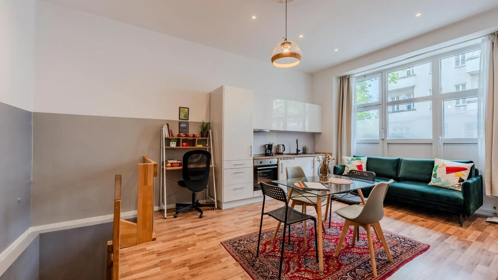 Apartment Spacious, Central 3 Room Flat With Gym & Play Area Berlin Germany