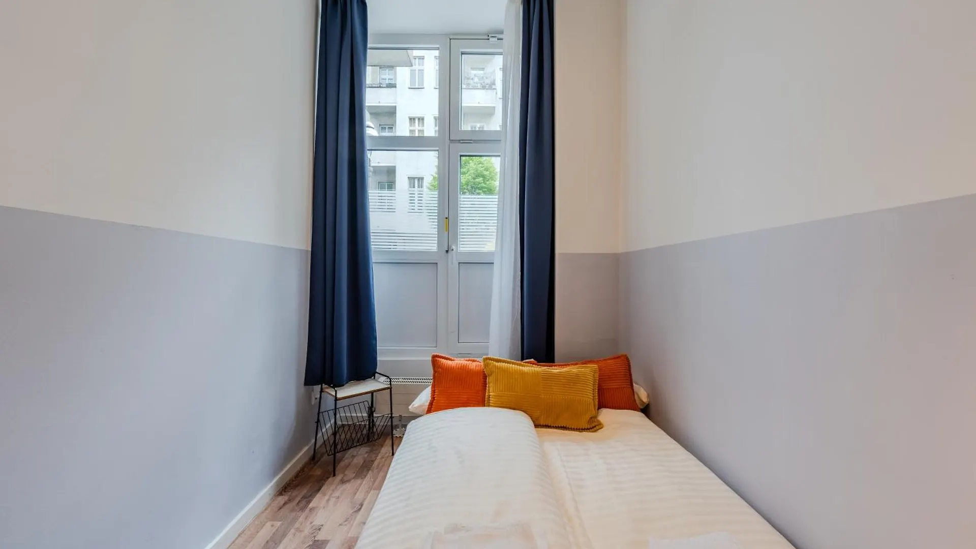 Spacious, Central 3 Room Flat With Gym & Play Area Berlin 0*,